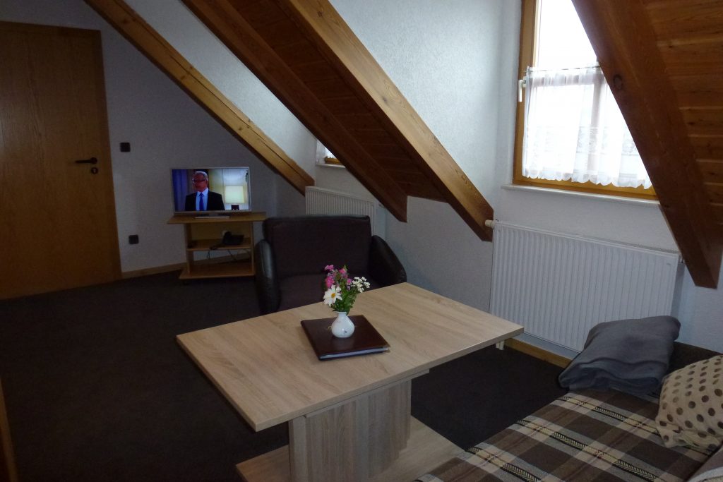 Wohnzimmer in der Ferienwohnung 11